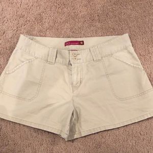 Juniors/womens khaki shorts